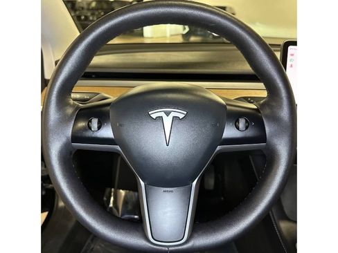 Used 2021 Tesla Model 3 Long Range AWD/4WD image 24