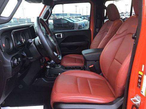 Used 2024 Jeep Wrangler Unlimited Rubicon 392 image 12