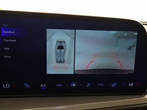 Certified 2024 Chevrolet Traverse LT w/ Enhanced Driving Package image 16