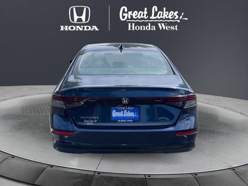 Certified 2025 Honda Accord SE image 4