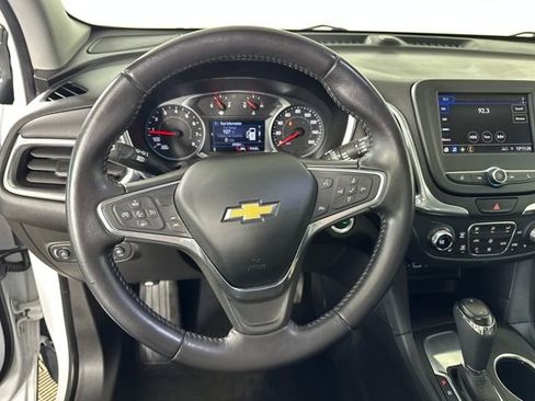 Used 2021 Chevrolet Equinox LT image 14