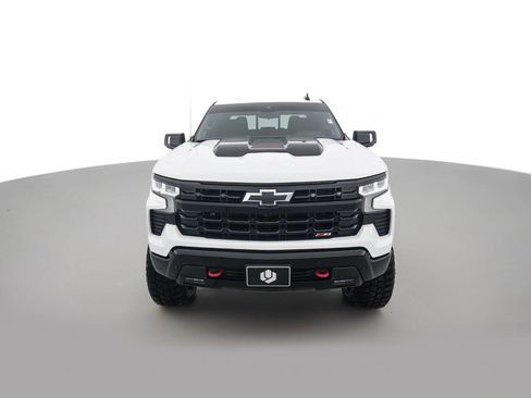 Used 2024 Chevrolet Silverado 1500 LT Trail Boss w/ LT Trail Boss Premium Package image 2
