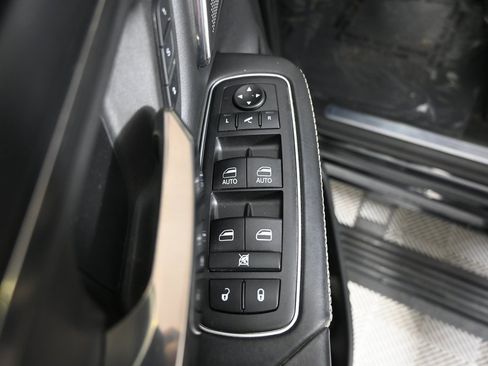 Used 2019 RAM 1500 Limited image 20