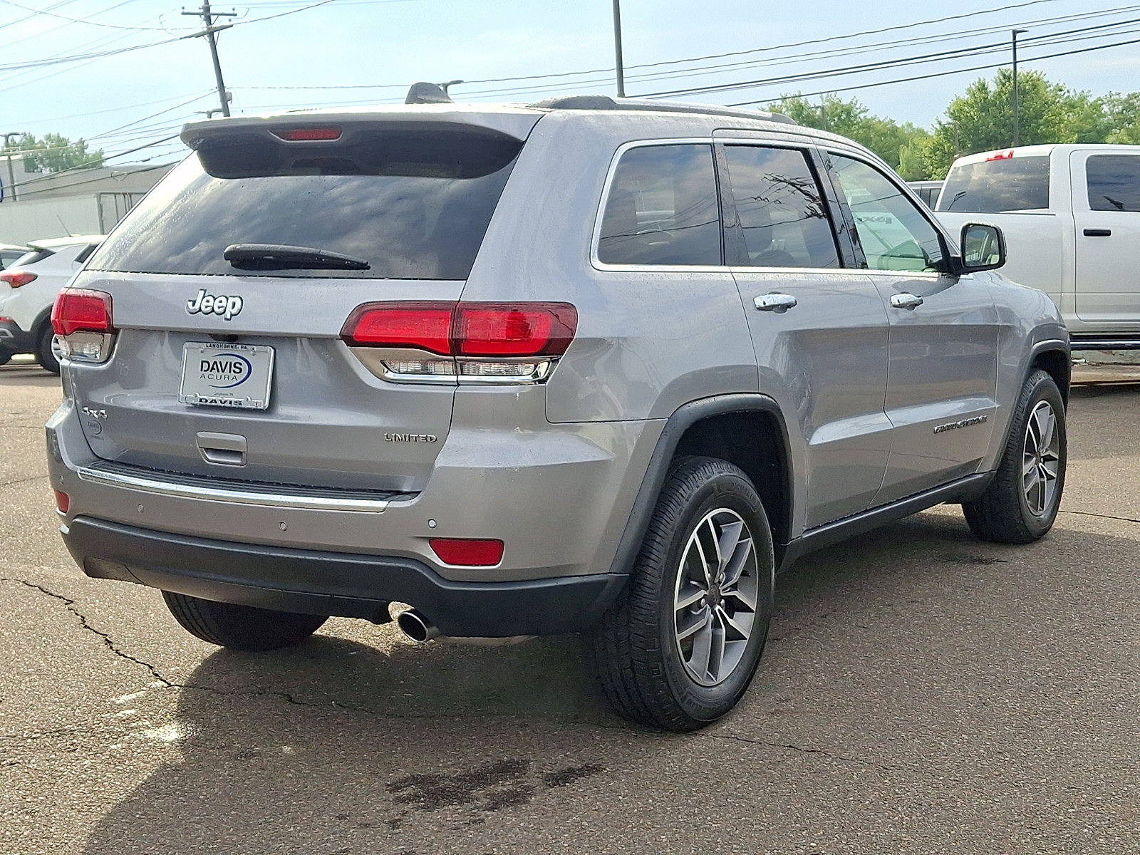 Used 2021 Jeep Grand Cherokee Limited AWD/4WD image 4
