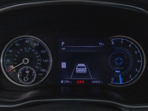 Used 2024 Genesis GV80 2.5T AWD/4WD image 15