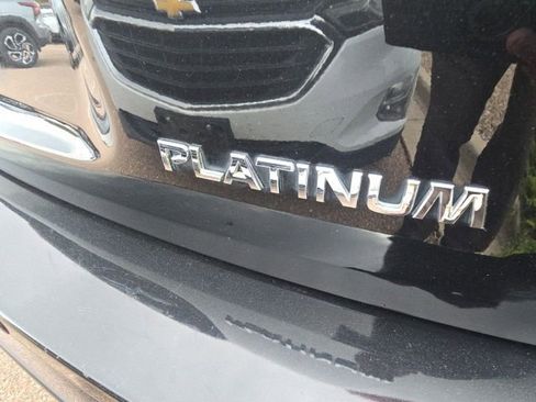 Used 2020 Nissan Pathfinder Platinum FWD image 15