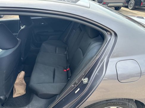 Used 2014 Honda Accord LX image 6
