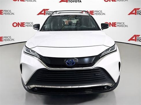 Certified 2023 Toyota Venza Nightshade image 2