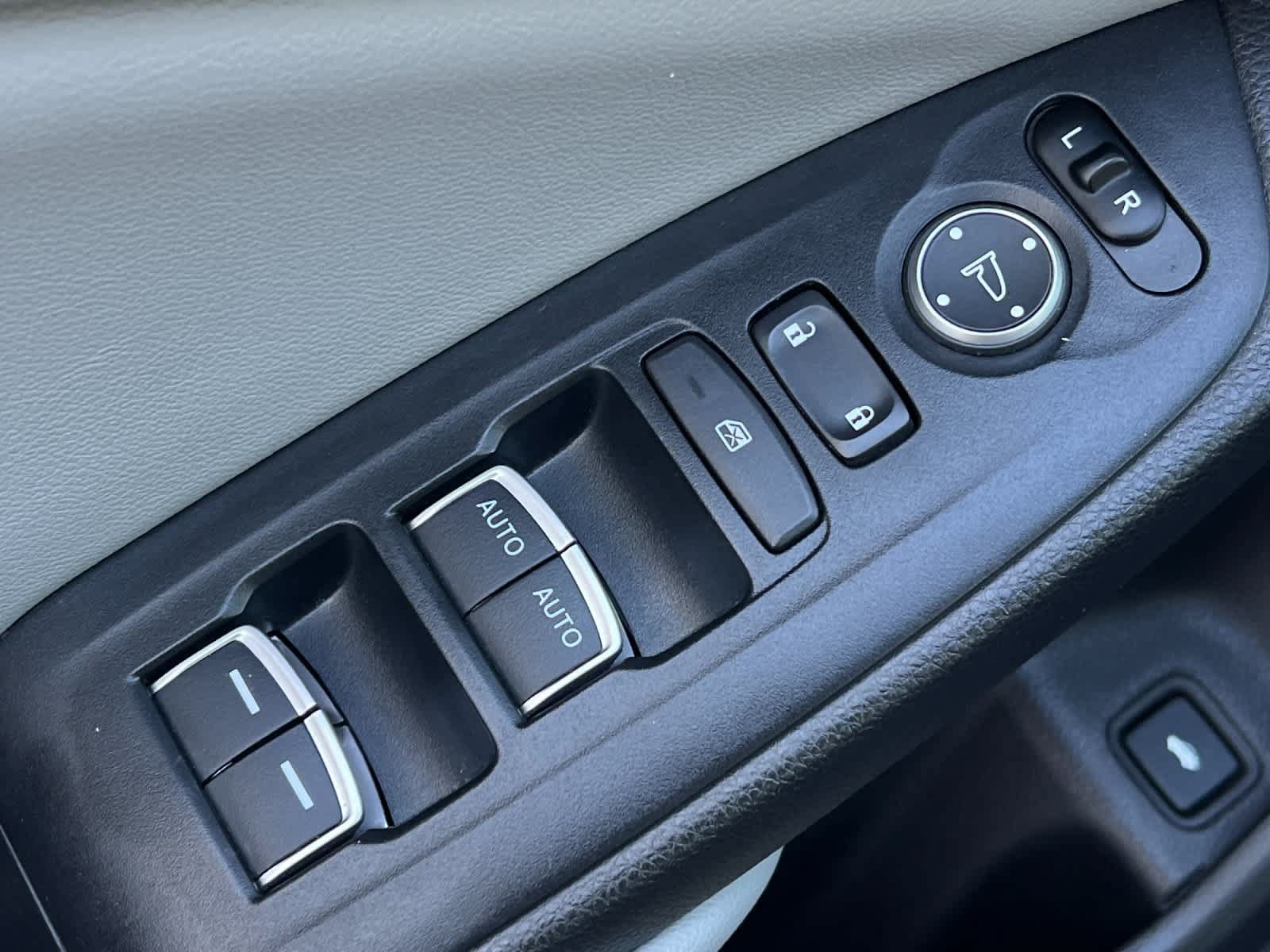 Used 2020 Honda Accord Hybrid image 14