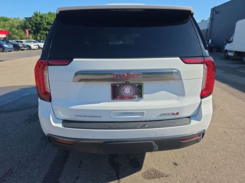 Used 2021 GMC Yukon XL AT4 w/ AT4 Premium Plus Package AWD/4WD image 25