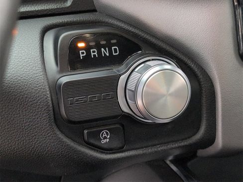 Used 2024 RAM 1500 Laramie image 24