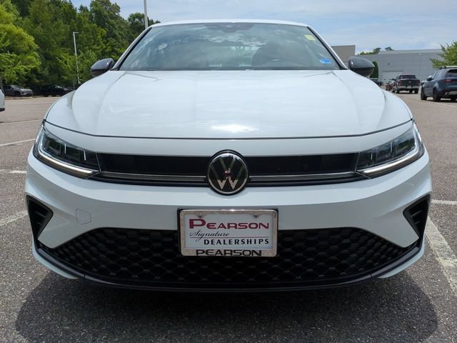 Used 2025 Volkswagen Jetta Sport FWD image 9