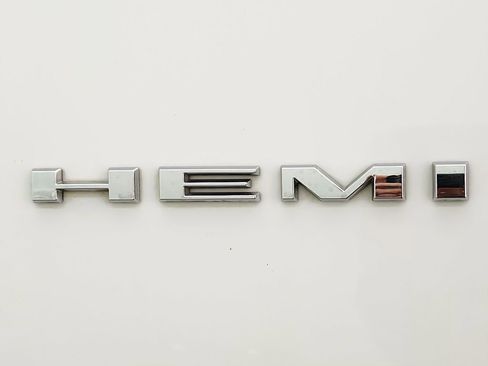 Used 2022 Dodge Challenger R/T RWD image 30