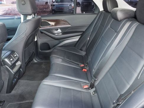 Used 2025 Mercedes-Benz GLE 350 4MATIC w/ AMG Line Exterior image 15