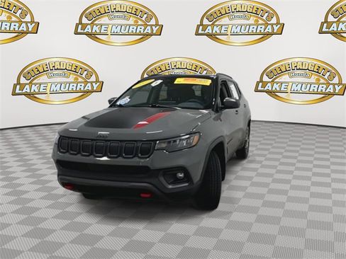 Used 2022 Jeep Compass Trailhawk w/ Trailhawk Convenience Group image 7