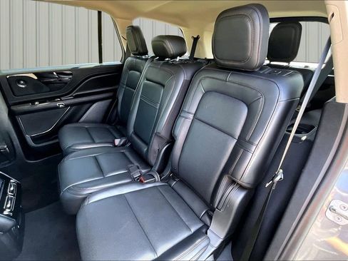 Used 2024 Lincoln Aviator Reserve RWD image 20