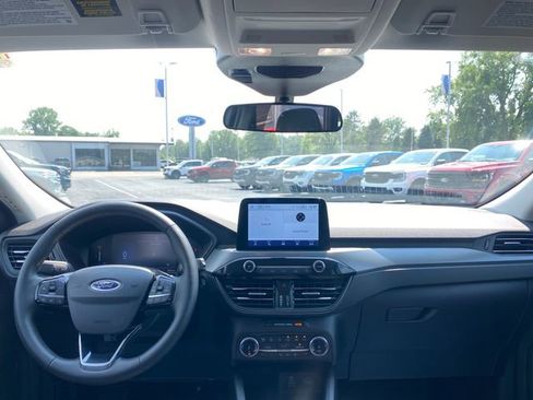 New 2025 Ford Escape Active w/ Cold Weather Package image 19