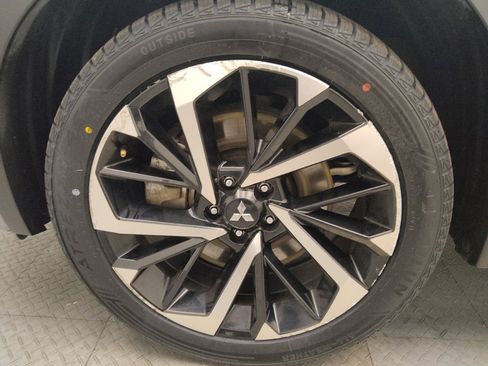 Used 2022 Mitsubishi Outlander SEL AWD/4WD image 31