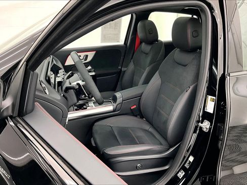 Used 2026 Mercedes-Benz GLA 35 AMG 4MATIC image 15