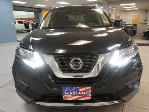 Used 2018 Nissan Rogue SV AWD/4WD image 15