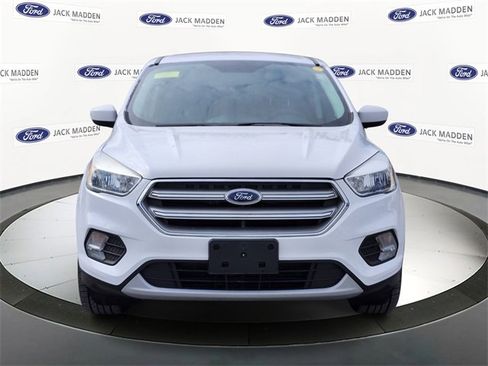 Certified 2017 Ford Escape SE image 8