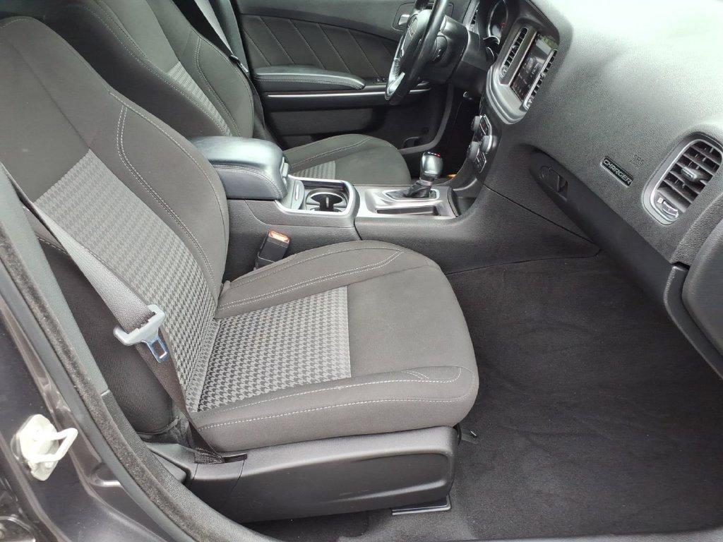 Used 2023 Dodge Charger SXT w/ Blacktop Special Edition AWD/4WD image 9