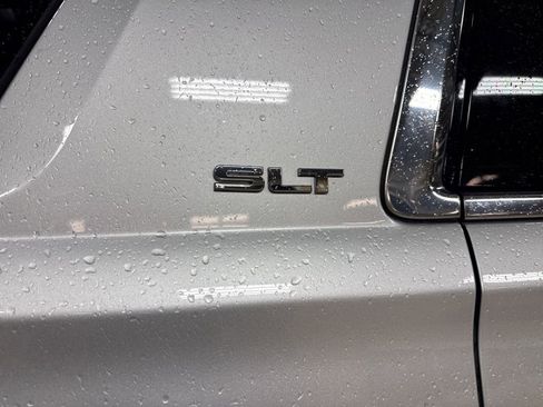 Used 2018 GMC Yukon SLT w/ Open Road Package image 8