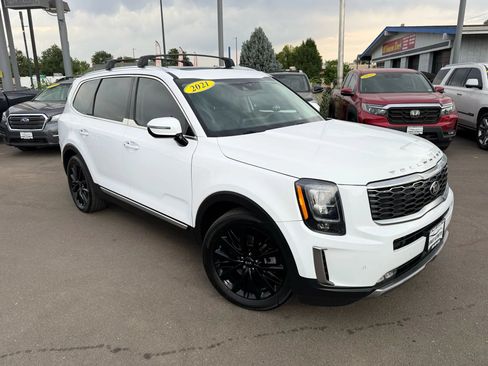 Used 2021 Kia Telluride SX w/ SX Prestige Package AWD/4WD image 3