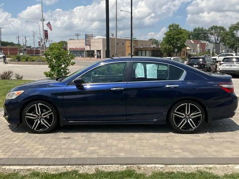 Used 2016 Honda Accord Sport image 6