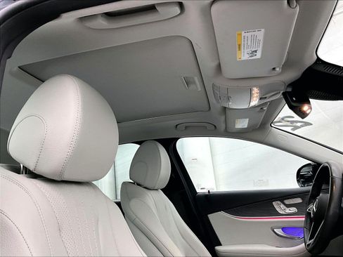 Used 2022 Mercedes-Benz E 350 Sedan image 28
