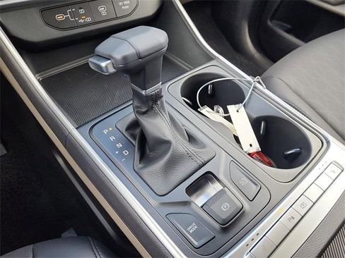 New 2026 Kia Carnival image 24