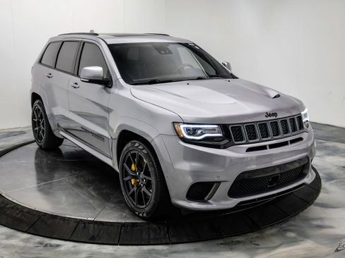 Used 2018 Jeep Grand Cherokee Trackhawk image 24