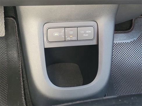 New 2026 Hyundai Ioniq 5 SE image 13