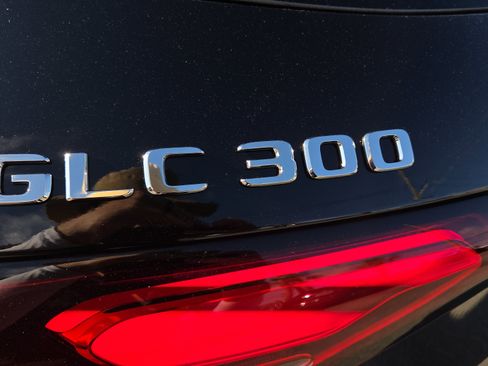 Certified 2026 Mercedes-Benz GLC 300 image 36