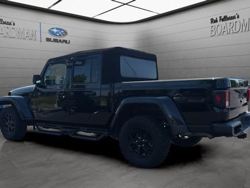 Used 2023 Jeep Gladiator Sport AWD/4WD image 8