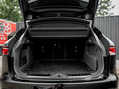 New 2026 Jaguar F-PACE R-Dynamic S image 8