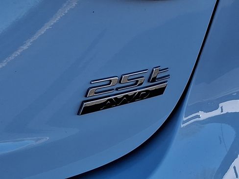 Used 2020 Jaguar XF Premium image 31