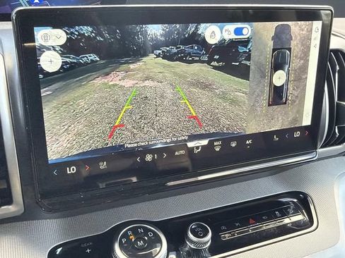 Certified 2025 Ford Expedition Active AWD/4WD image 29