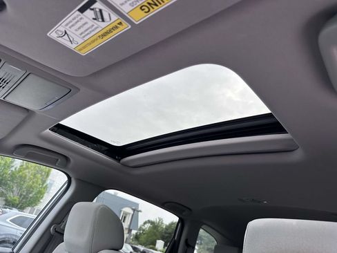 Used 2019 Honda CR-V EX image 12