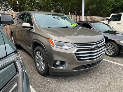 Used 2020 Chevrolet Traverse High Country w/ LPO, Floor Liner Package FWD image 1