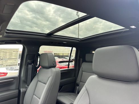 New 2026 Chevrolet Suburban Z71 w/ Comfort Package image 20