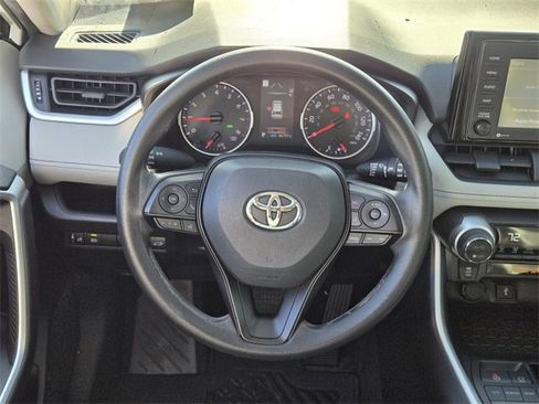 Used 2022 Toyota RAV4 XLE image 12