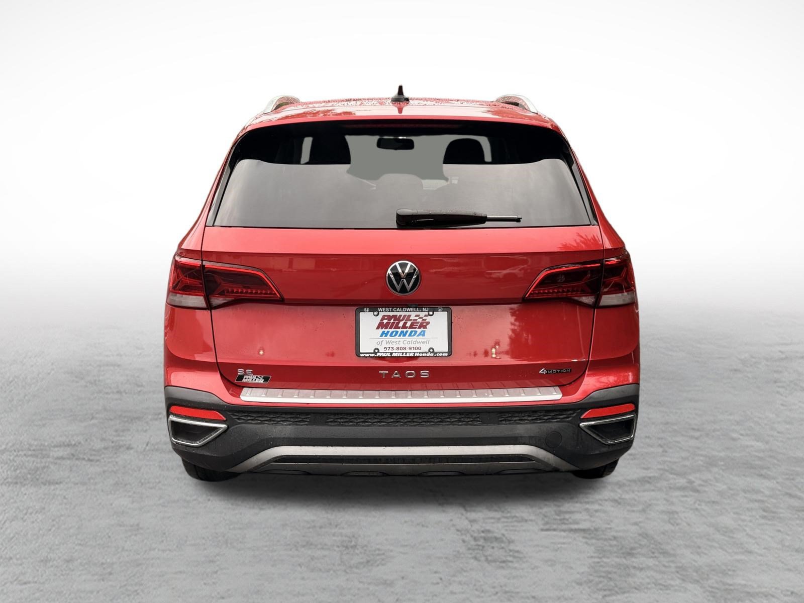Used 2022 Volkswagen Taos SE AWD/4WD image 6