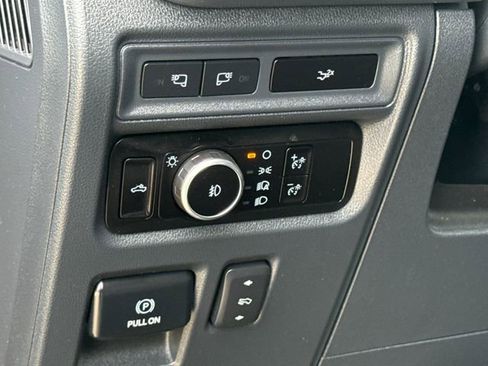 Used 2023 Ford F150 Lariat AWD/4WD image 22