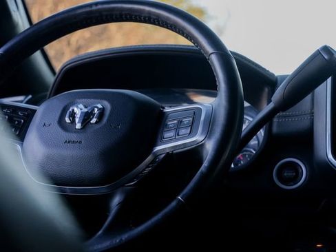 Used 2020 RAM 3500 Laramie w/ Night Edition image 47