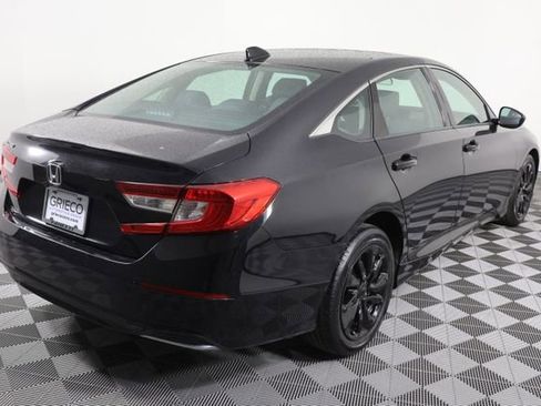 Used 2018 Honda Accord LX image 8