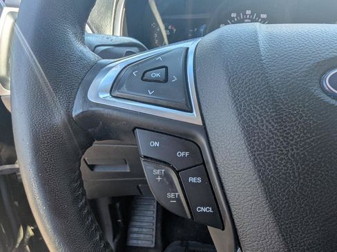 Used 2017 Ford Edge SEL w/ Equipment Group 201A AWD/4WD image 56