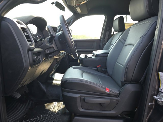 New 2024 RAM 3500 Tradesman w/ Chrome Appearance Group AWD/4WD image 10