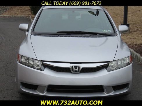 Used 2010 Honda Civic LX image 25