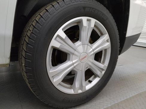 Used 2016 GMC Terrain SLE w/ Technology Package image 31